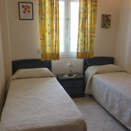 Thalasa Platja Apartman Roses